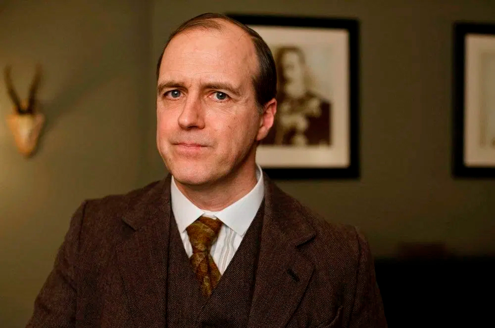 Kevin Doyle em "Downton Abbey", da BBC