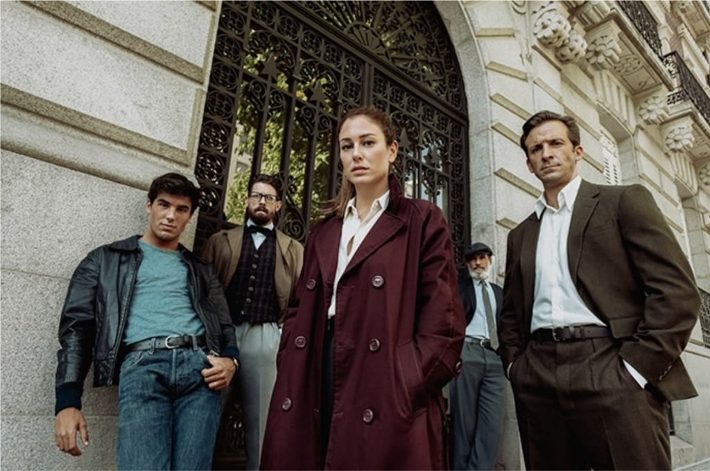 Elenco principal da série espanhola Jaguar, mais novo lançamento da Netflix (Imagem: Divulgação/Netflix)