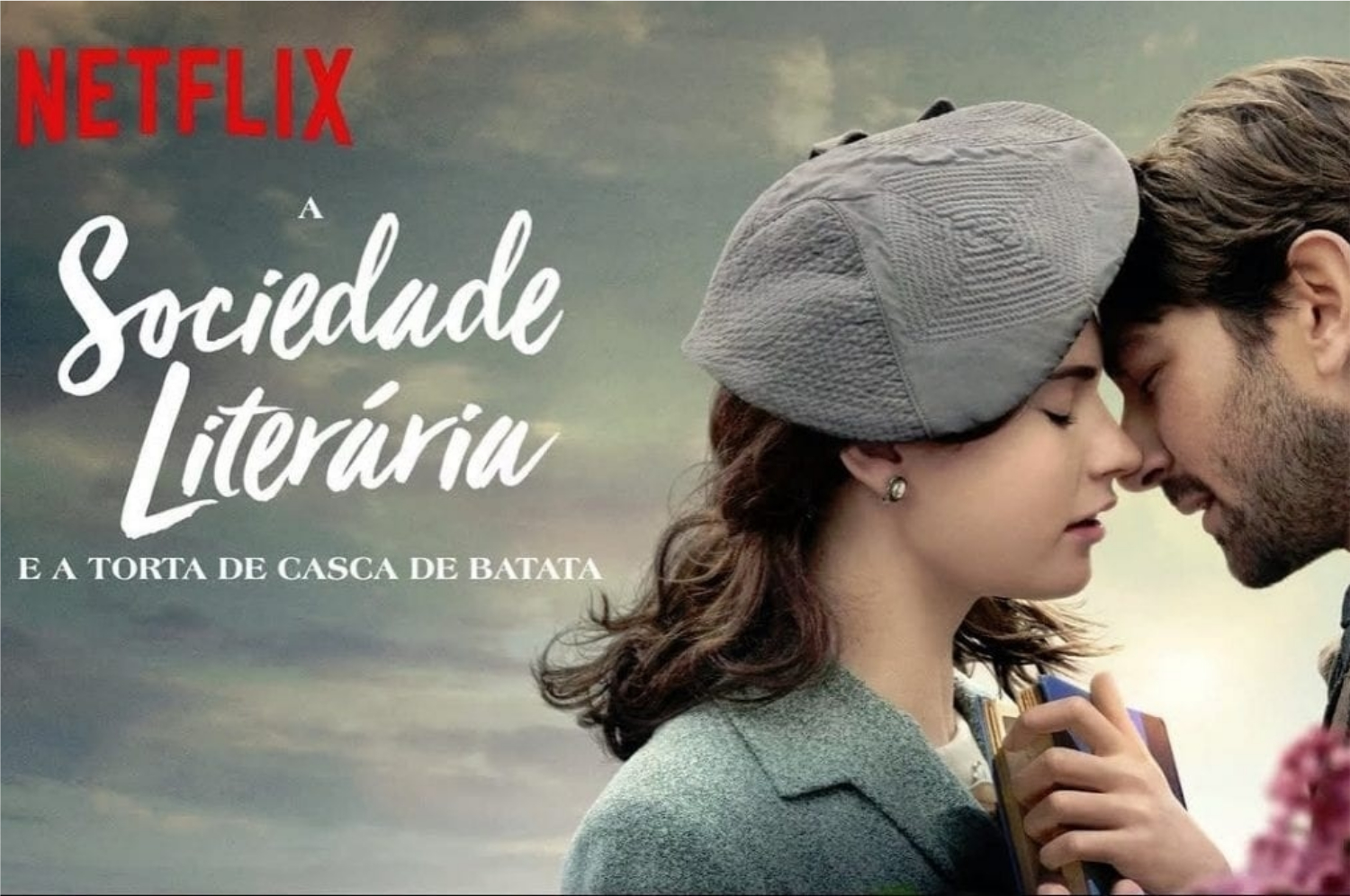 Imagem promocional do filme A Sociedade Literária e a Torta de Casca de Batata (Imagem: Divulgação/Netflix)