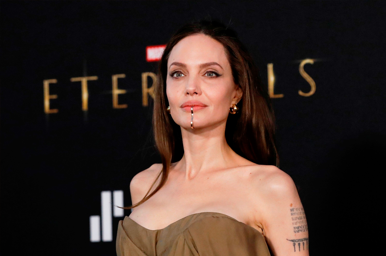 Angelina Jolie Eternos