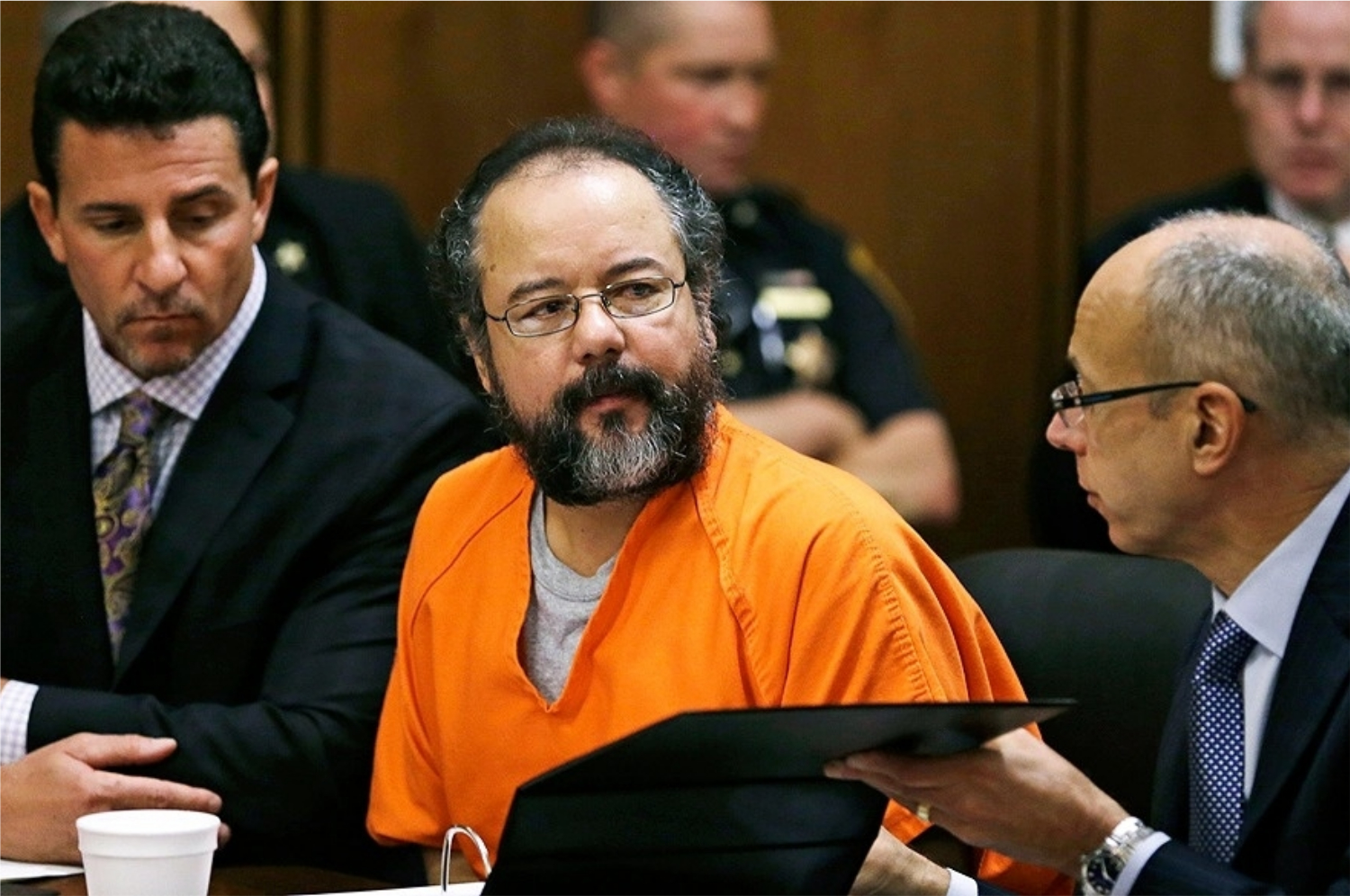 Sequestro em Cleveland: O que aconteceu com Ariel Castro após os acontecimentos do filme? (Imagem: Reprodução/ vejaabril.com.br