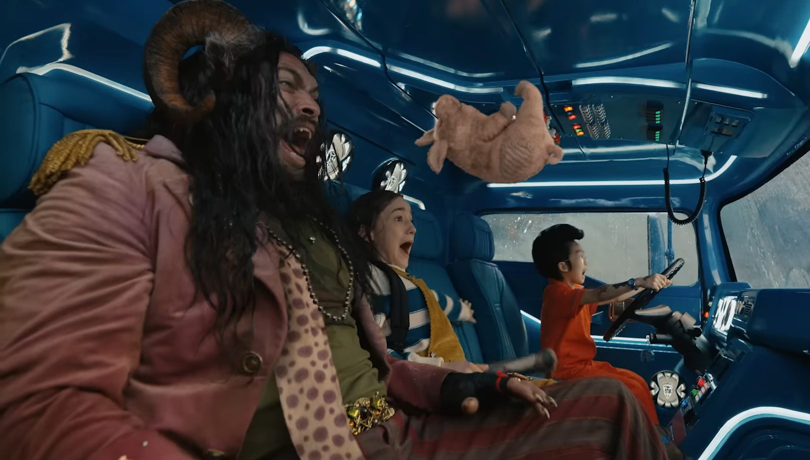 Jason Momoa é criatura FANTÁSTICA em Terra dos Sonhos no primeiro trailer ELETRIZANTE da Netflix