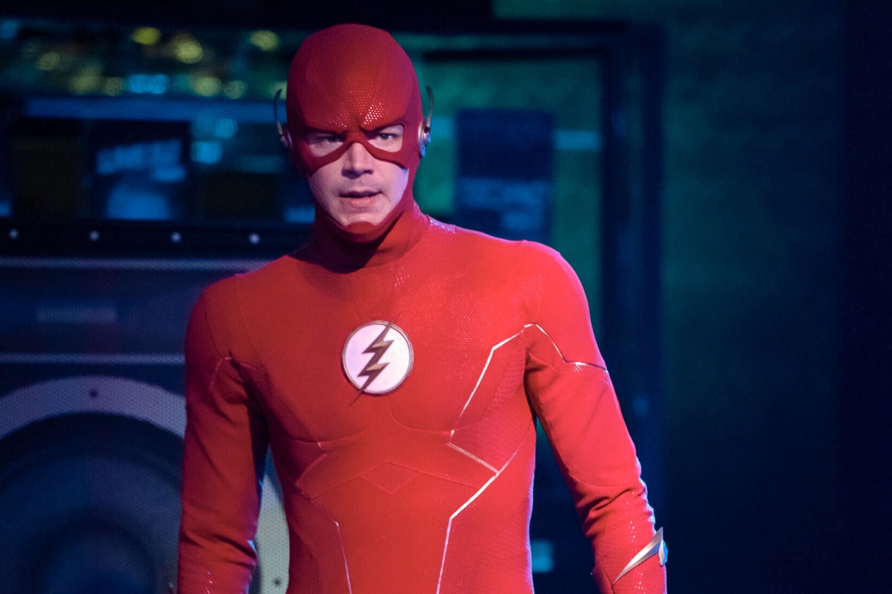 Grant Gustin como Flash (Reprodução)