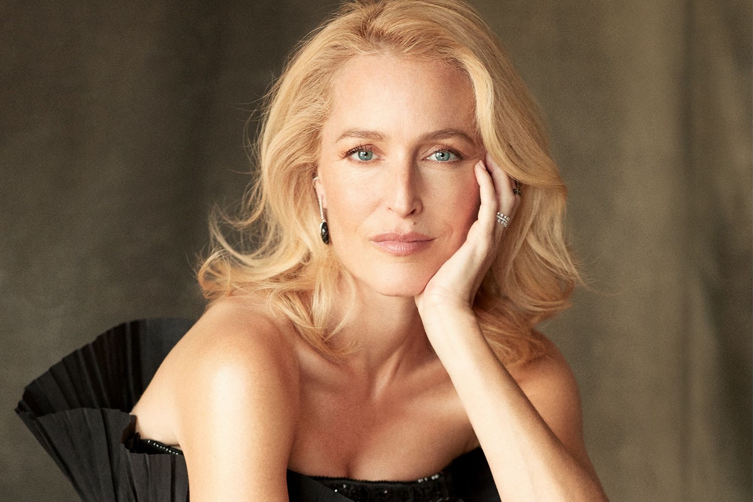 gillian anderson