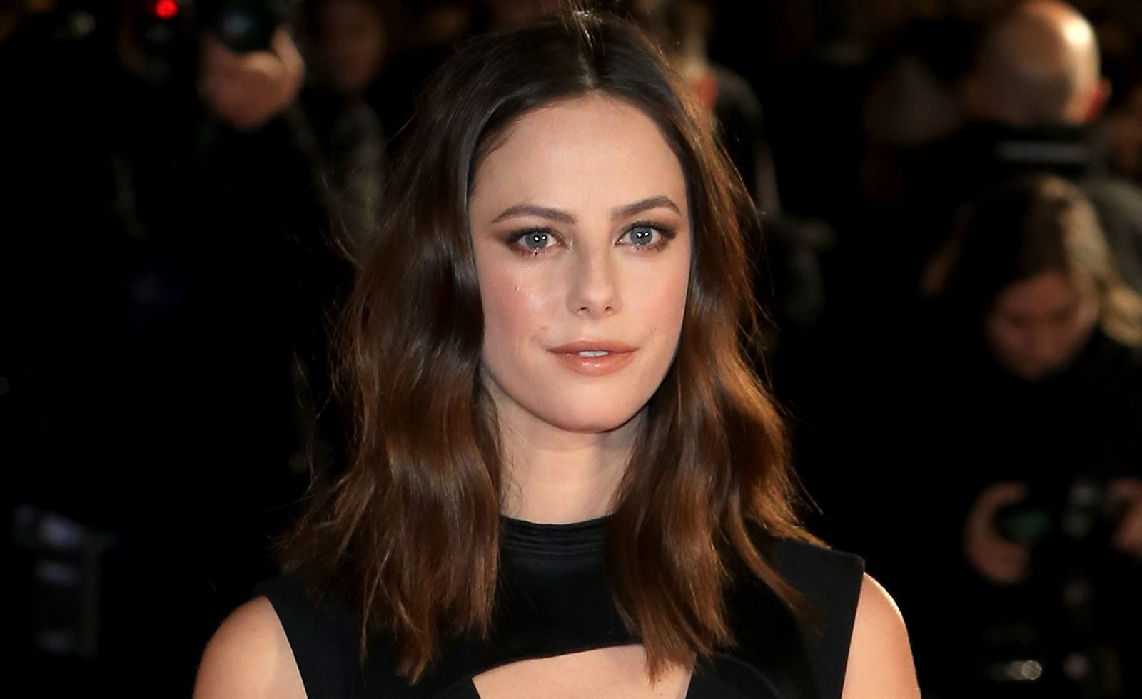 kaya-scodelario-minisserie senna netflix