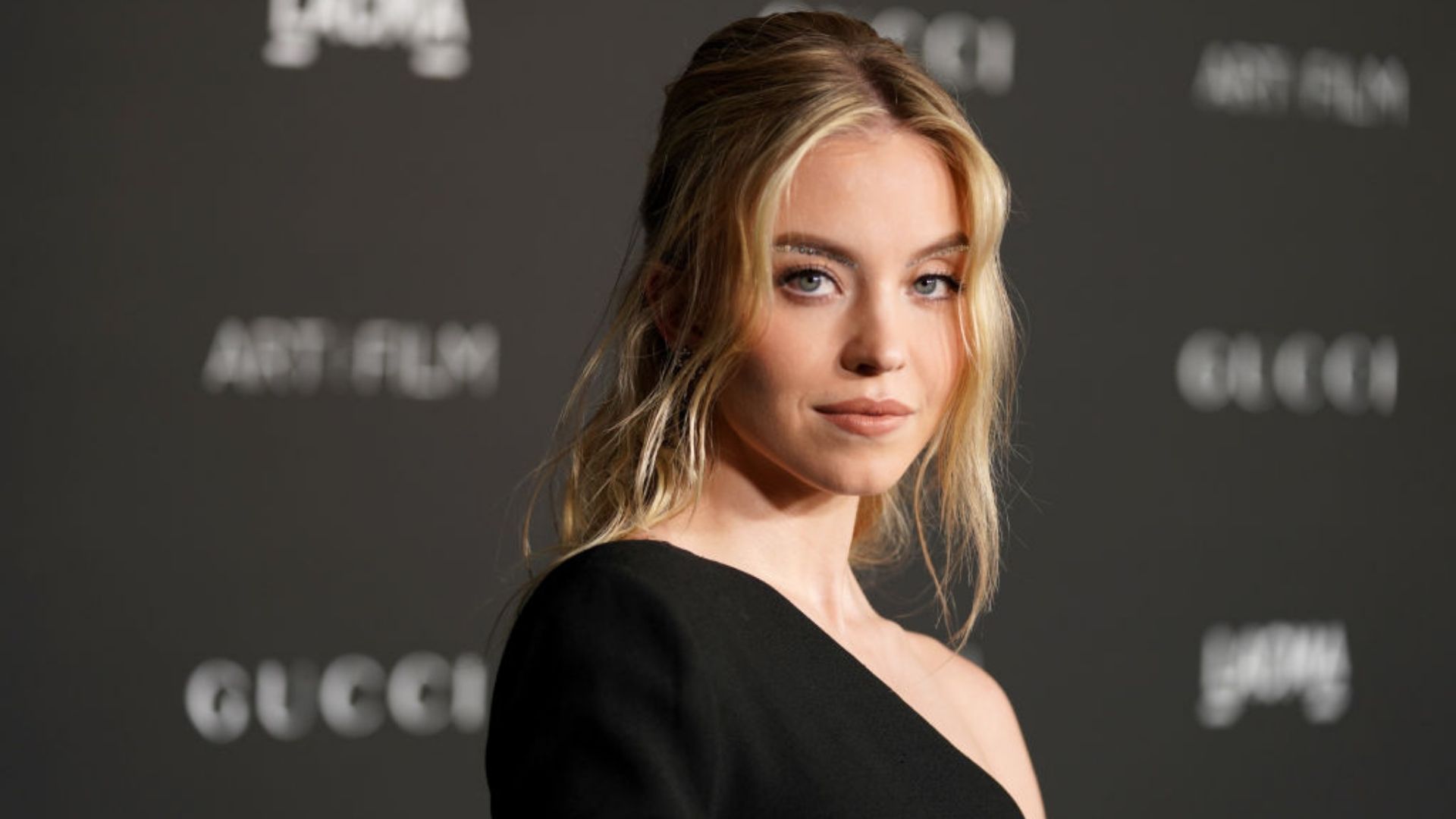 sydney-sweeney-elenco de madame teia