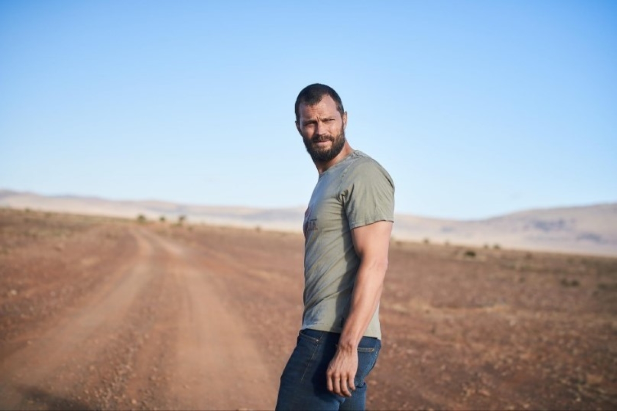 Jamie Dornan como Elliot em O Turista (Reprodução / Netflix)