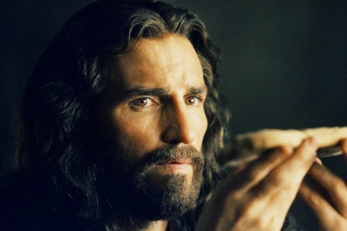 Jim Caviezel como Jesus emm A Paixão de Cristo (Reprodução)