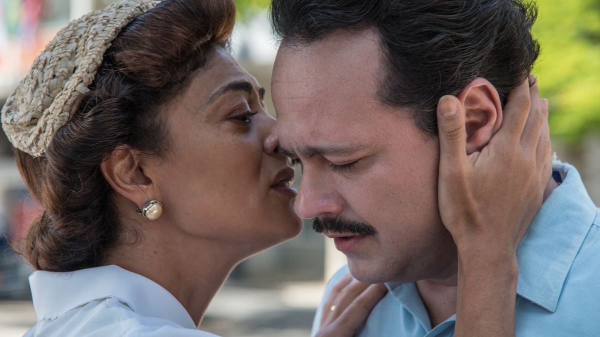 Juliana Paes e Danton Mello em Predestinado (Reprodução)