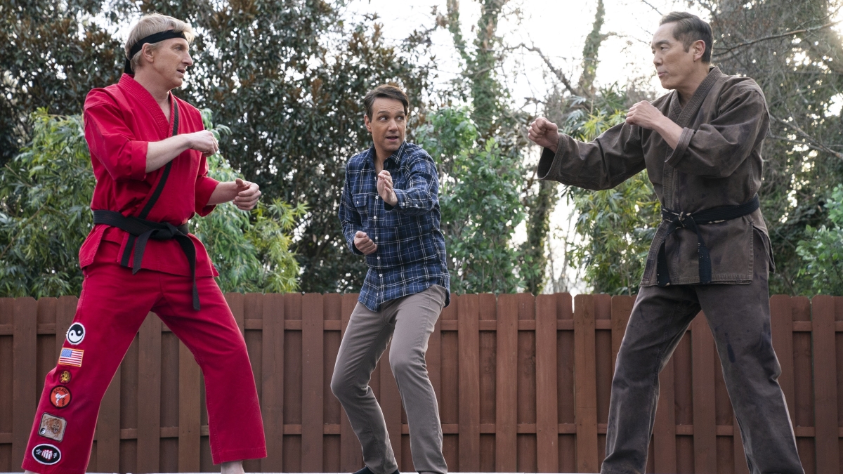 William Zabka, Ralph Macchio, Yuji Okumoto na sexta temporada de Cobra Kai (Divulgação / Netflix)